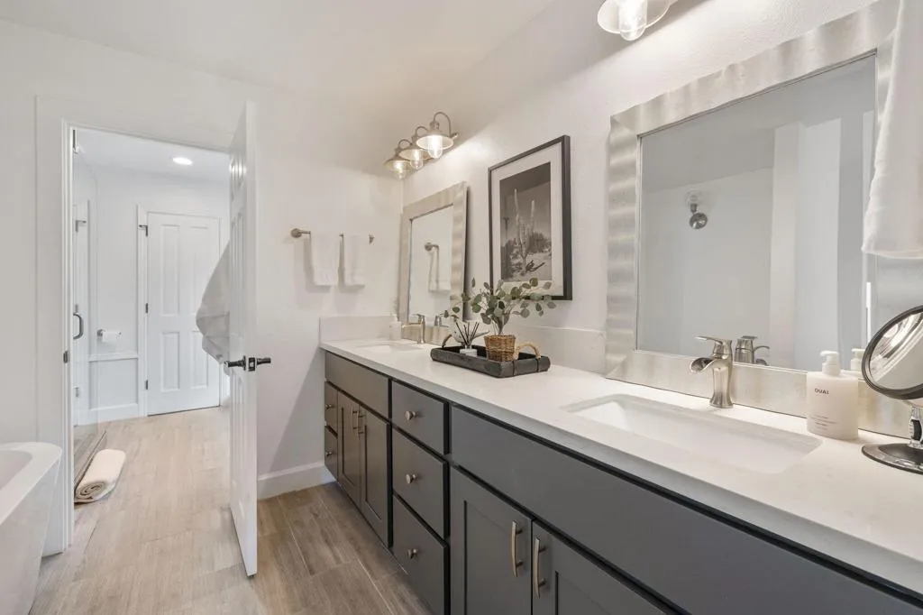 48890 Eisenhower Dr Drive, La Quinta, California 92253 home-pic-45